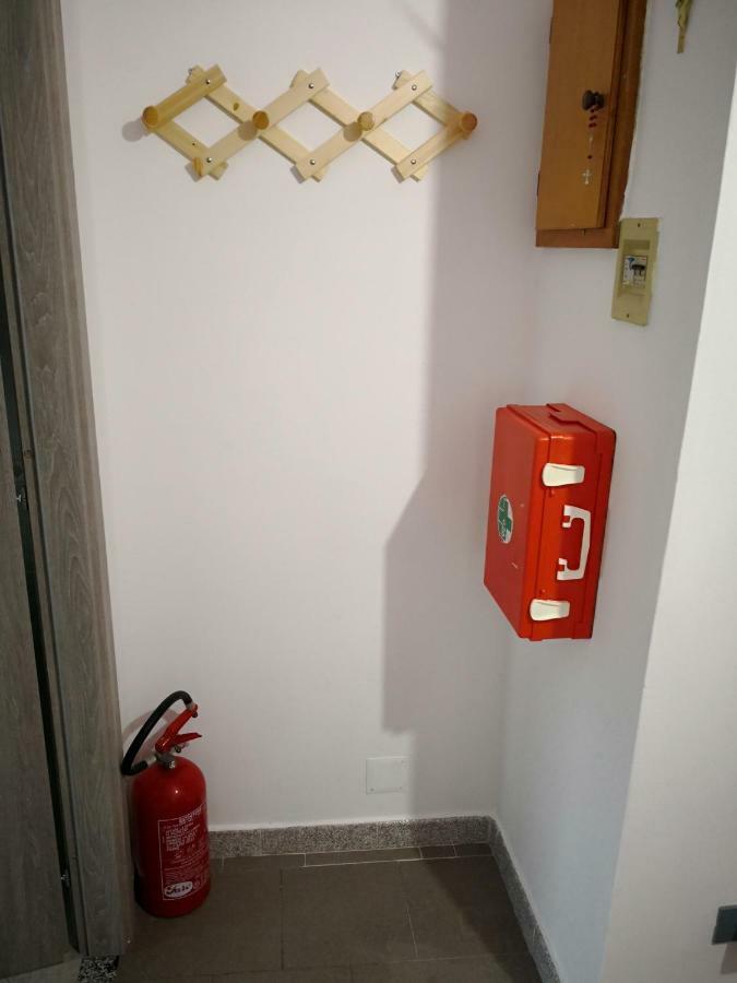 卡尔博尼亚A Casa Di Rossano E Rossella公寓 外观 照片