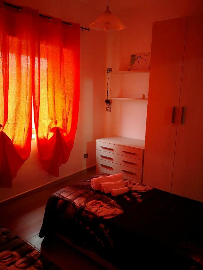 卡尔博尼亚A Casa Di Rossano E Rossella公寓 外观 照片